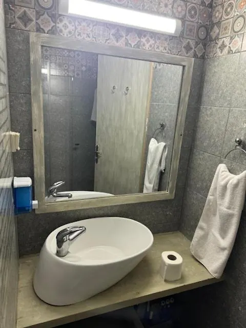 Palm Hotel Le Kram